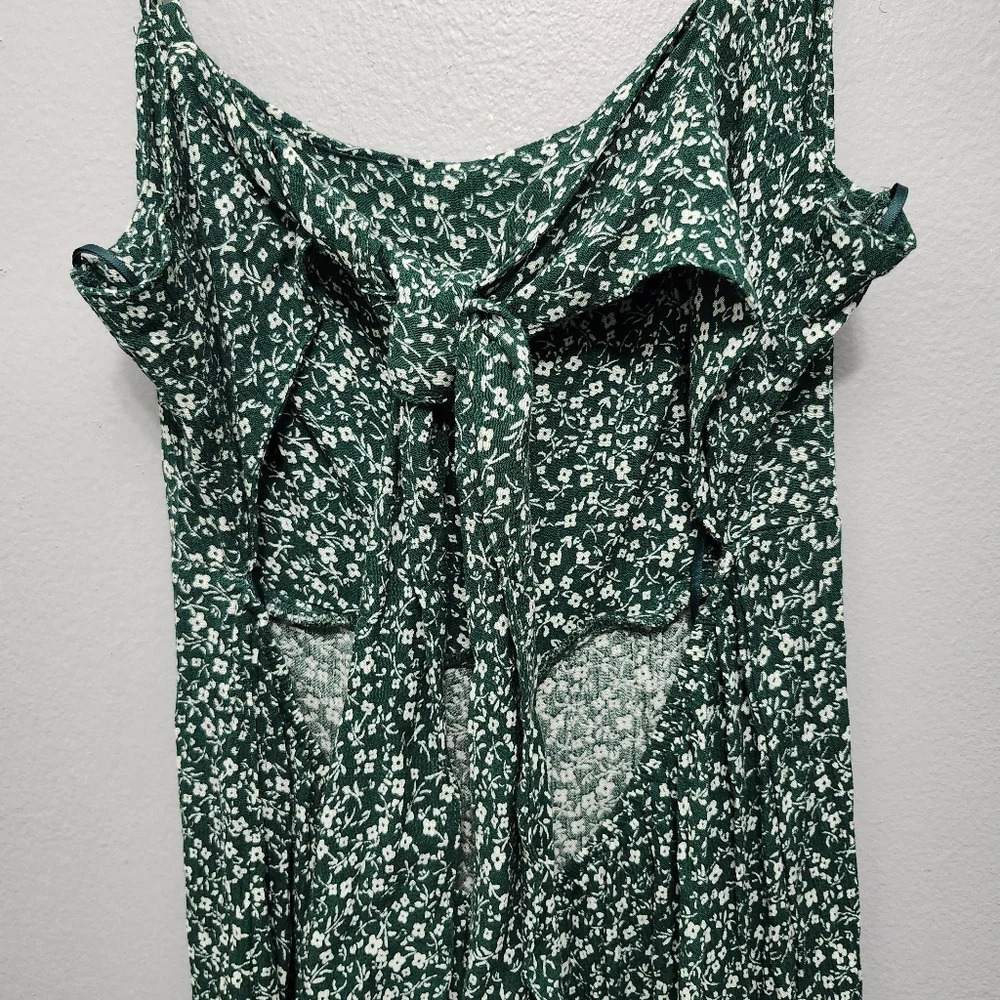 Audrey parks x francescas women's green daisy floral jumpsuit size S wid… - Picture 7 of 10